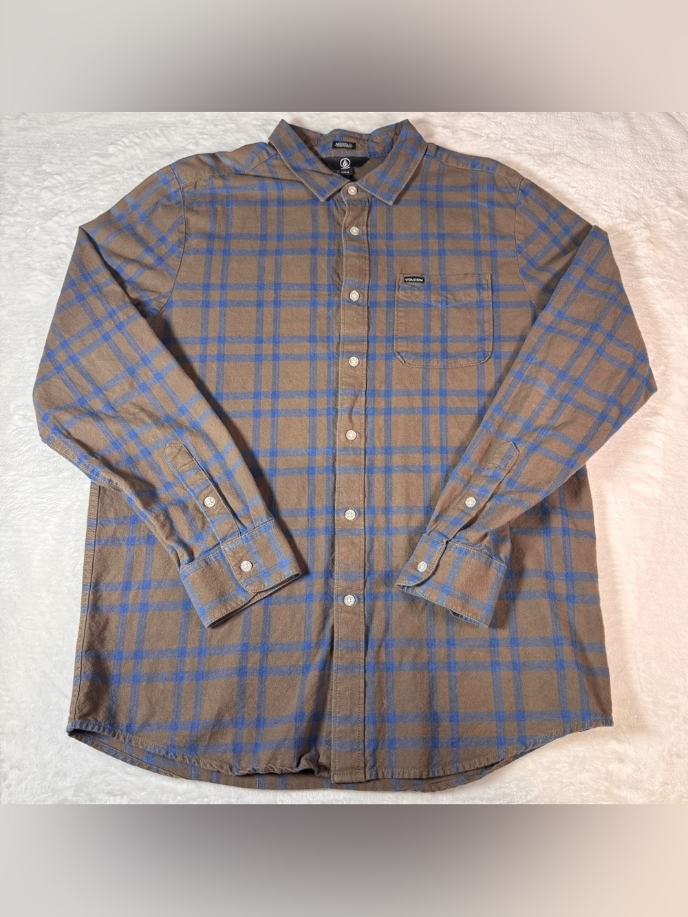 Volcom Men’s XL Modern Fit Plaid Flannel Shirt Brown Blue 100% Cotton